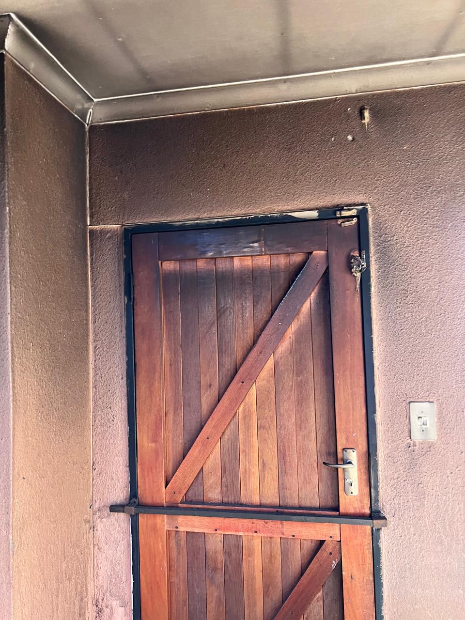 Gallery Image 16